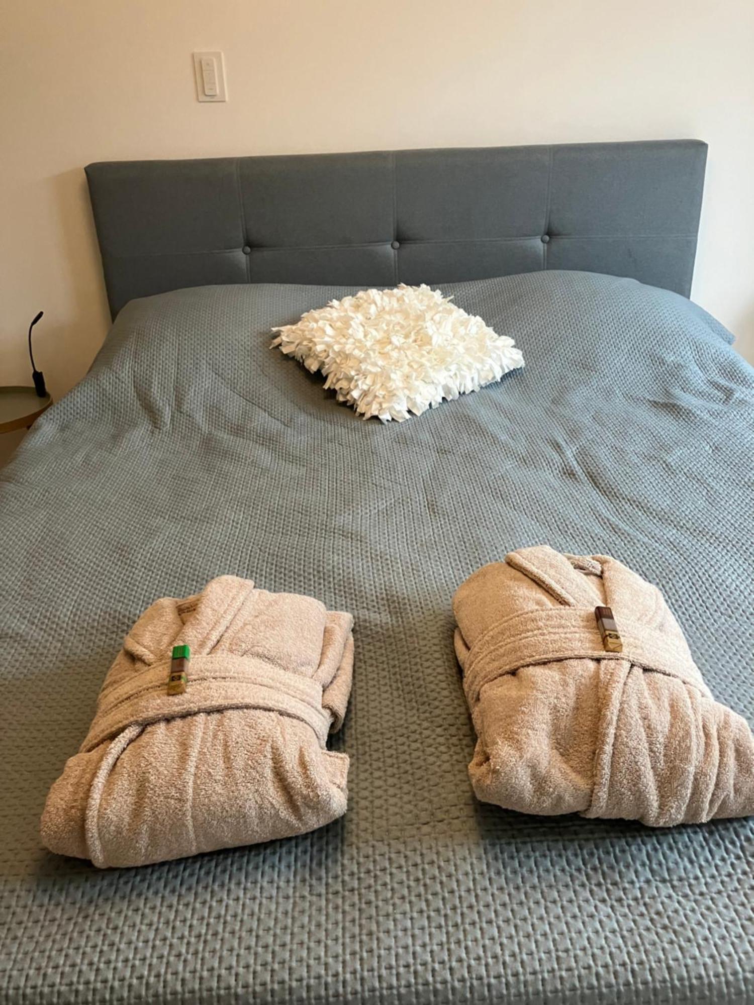 B&B Schiphol Amsterdam Rijsenhout Экстерьер фото